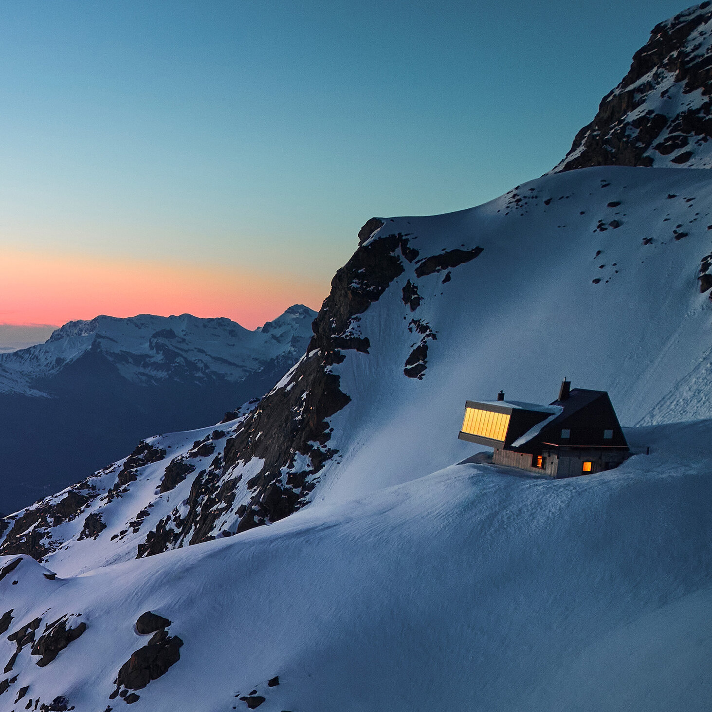 A Swiss Ski Chalet That Calls to Mind a Spy Movie