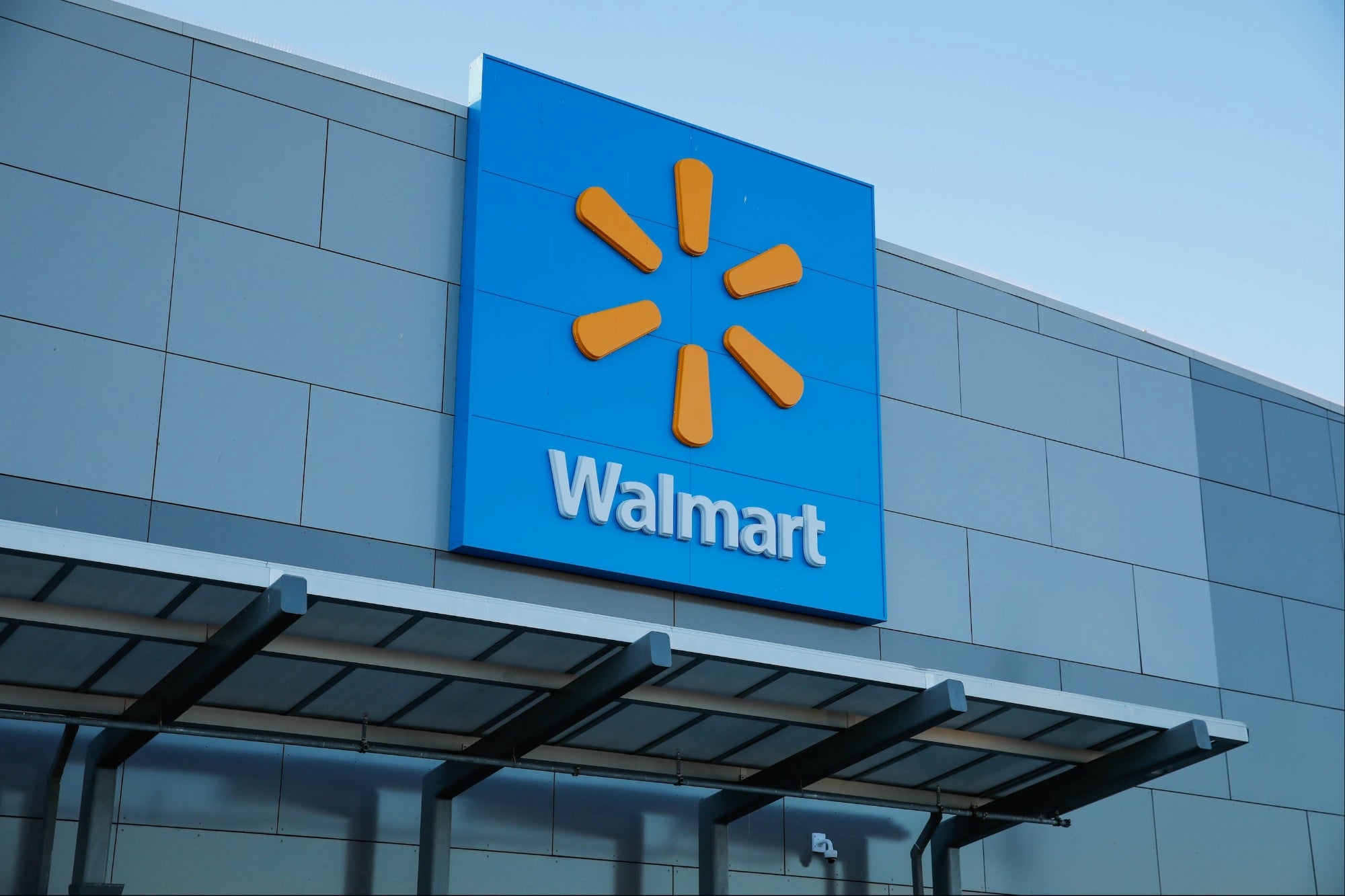 Top-Performing Walmart Managers Can Now Make 0,000 a Year