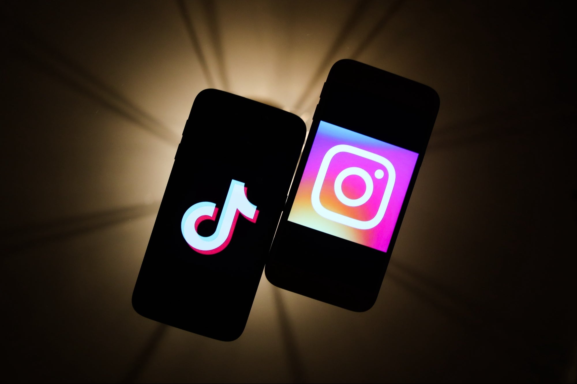 Instagram Is Offering TikTok Creators Up to ,000 Per Month For Exclusive Content