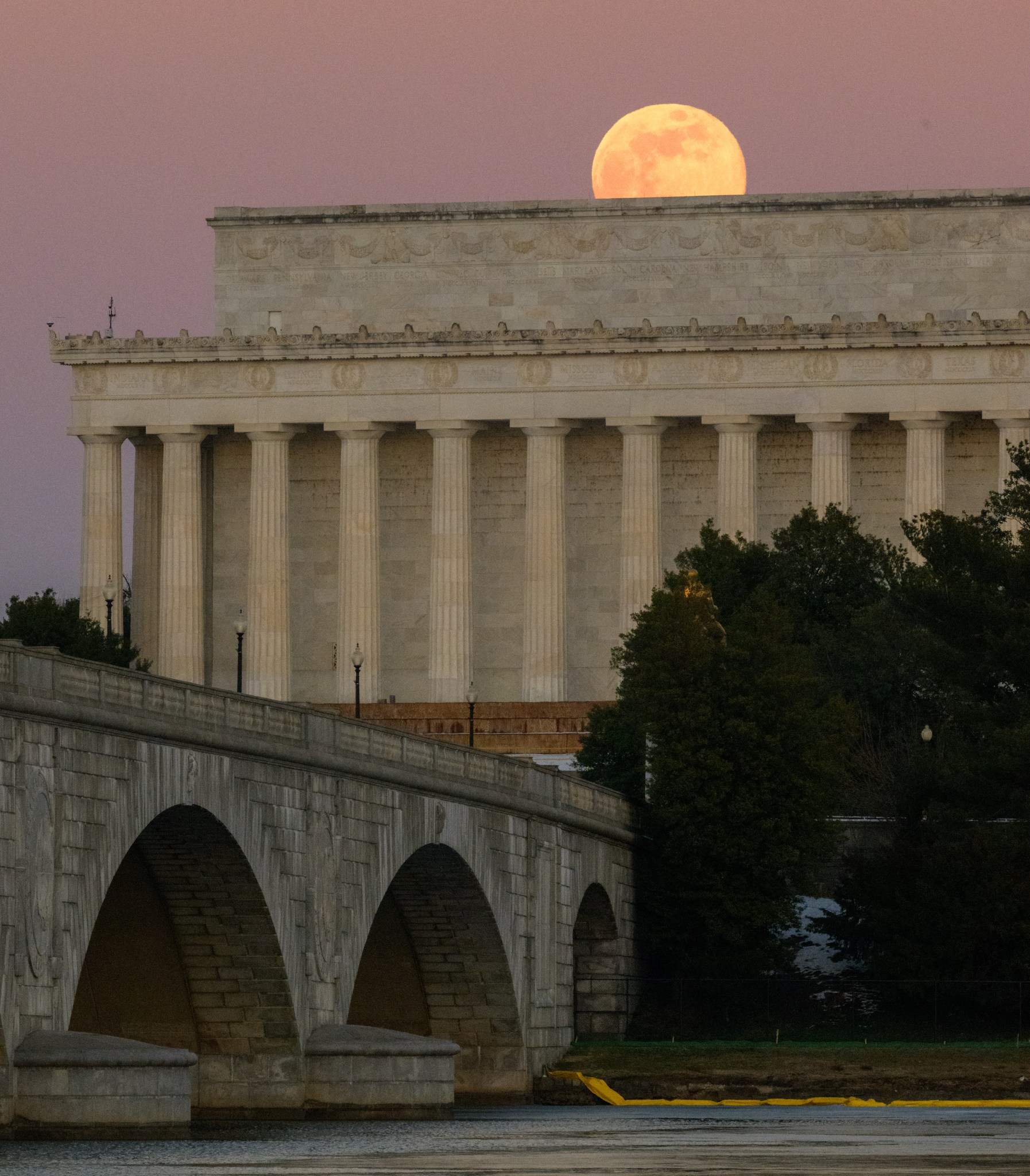 Wolf Moon in Washington