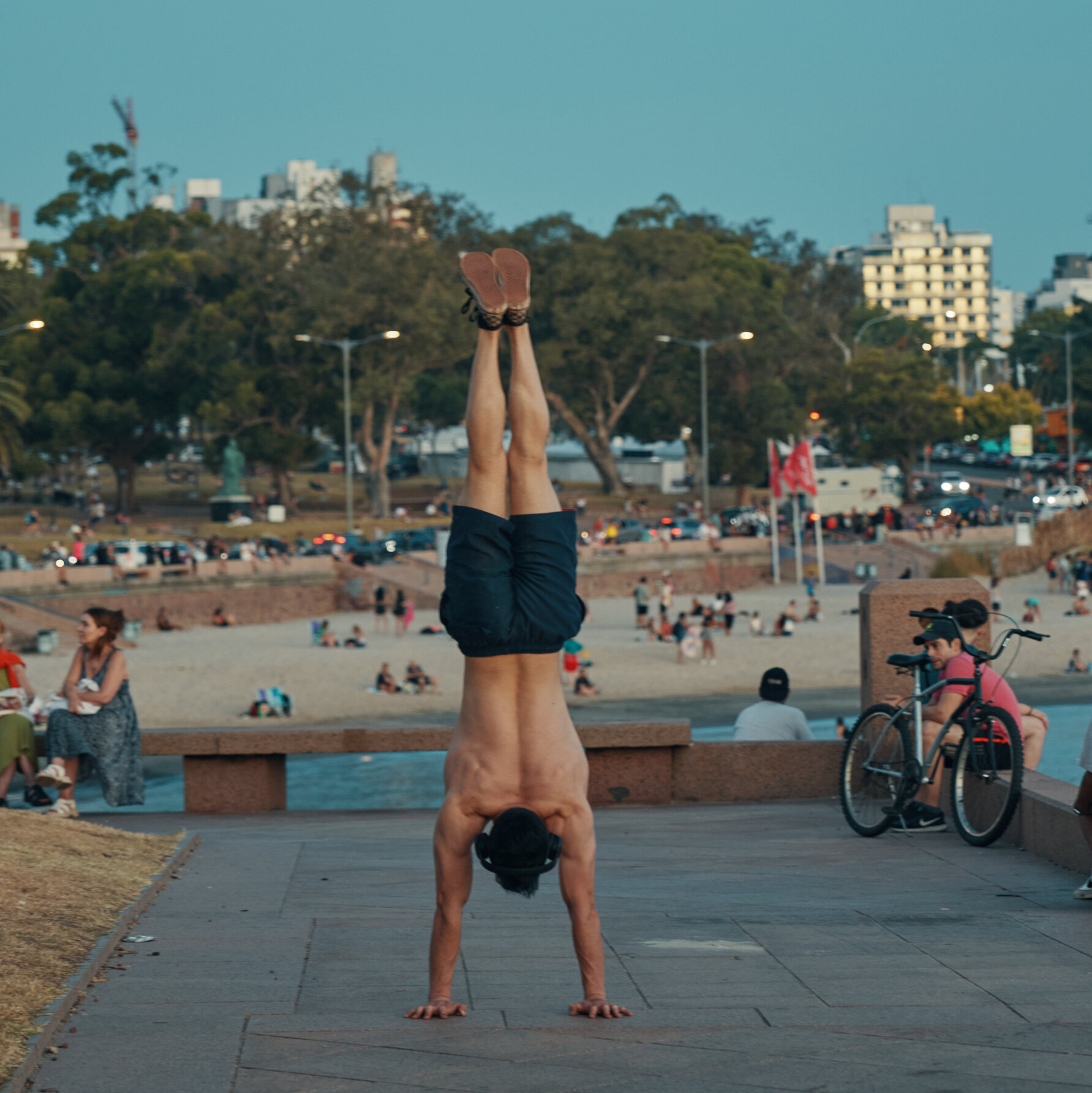 In Uruguay, 50,000 Steps in a City Where the Sidewalk Never Ends