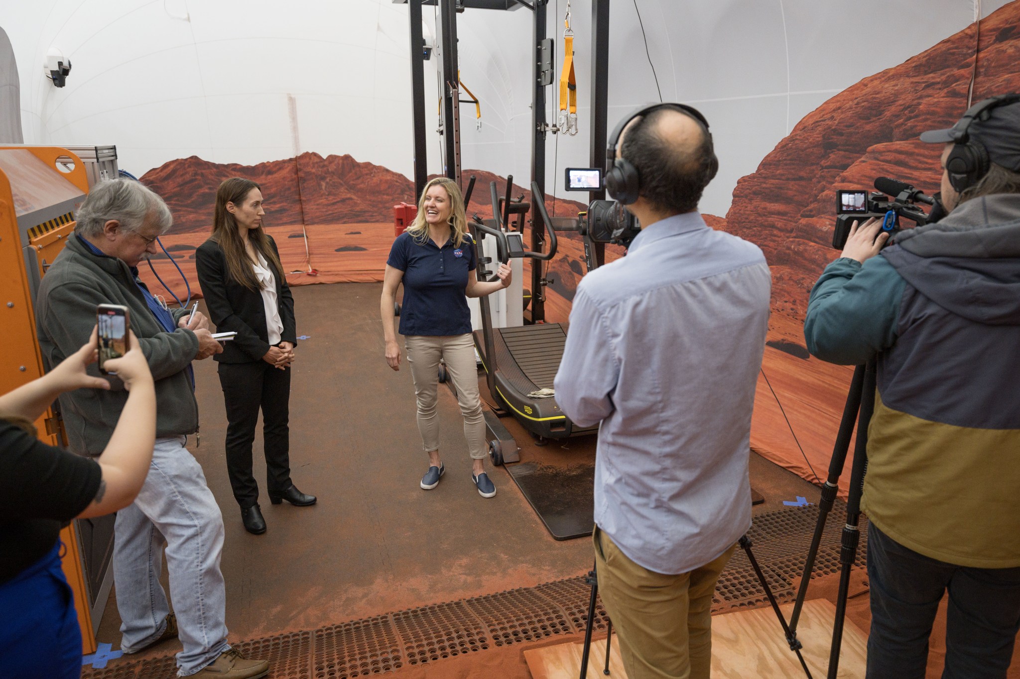 NASA Invites Media to Simulated Mars Habitat Before Next Mission